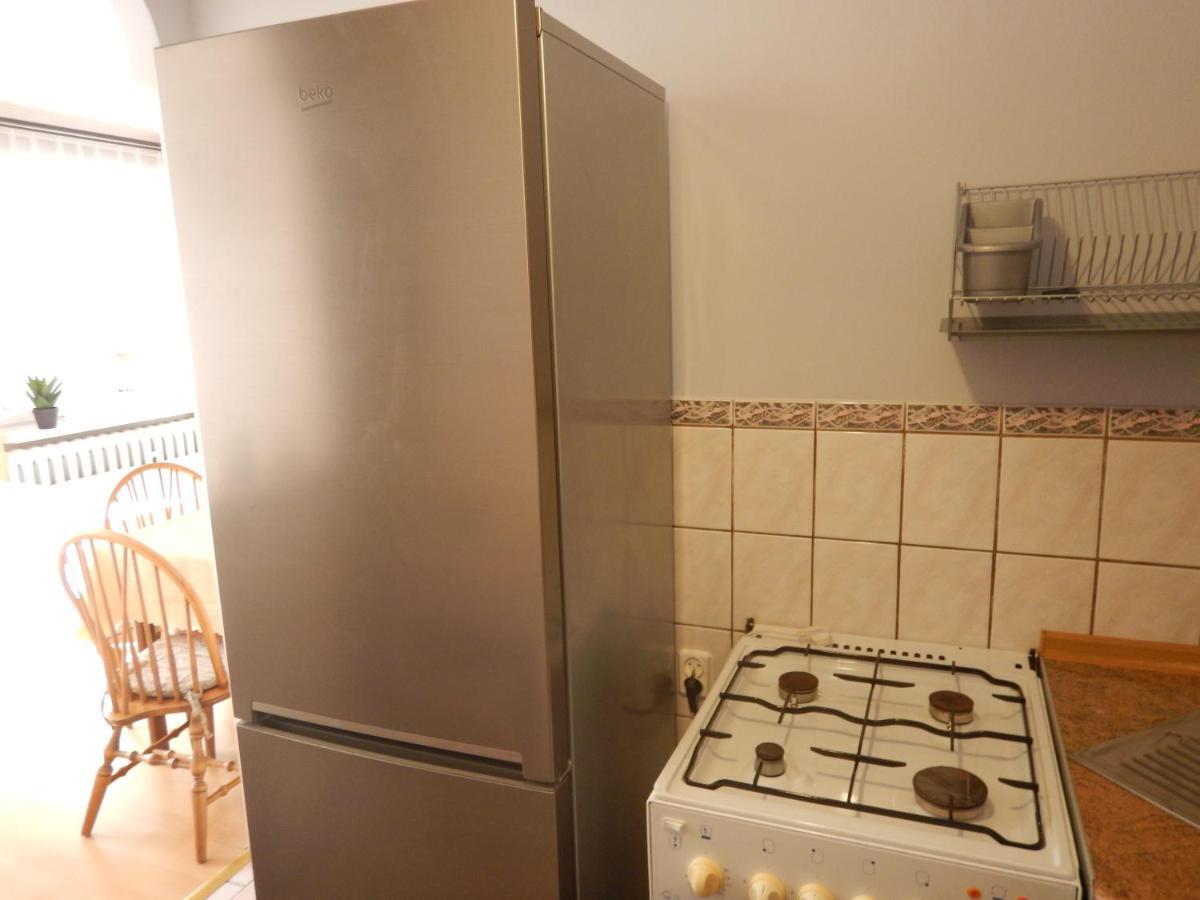 Apartament Piastowska Apartamento Kamienna Gora Exterior foto